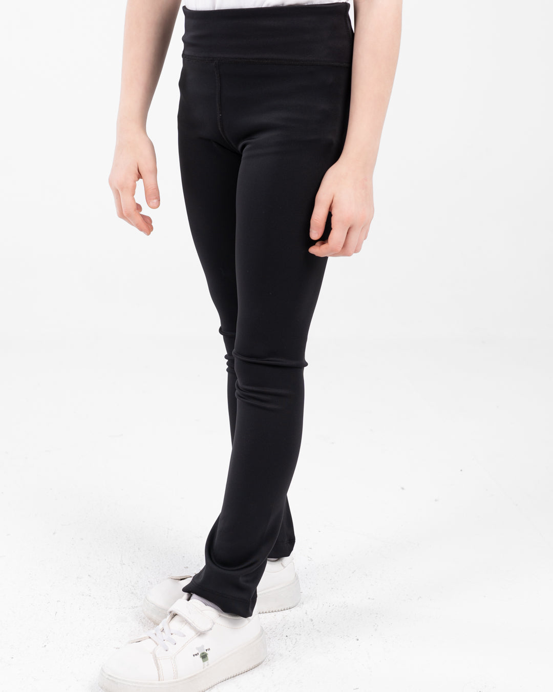 بنطلون ليغينغ واسع