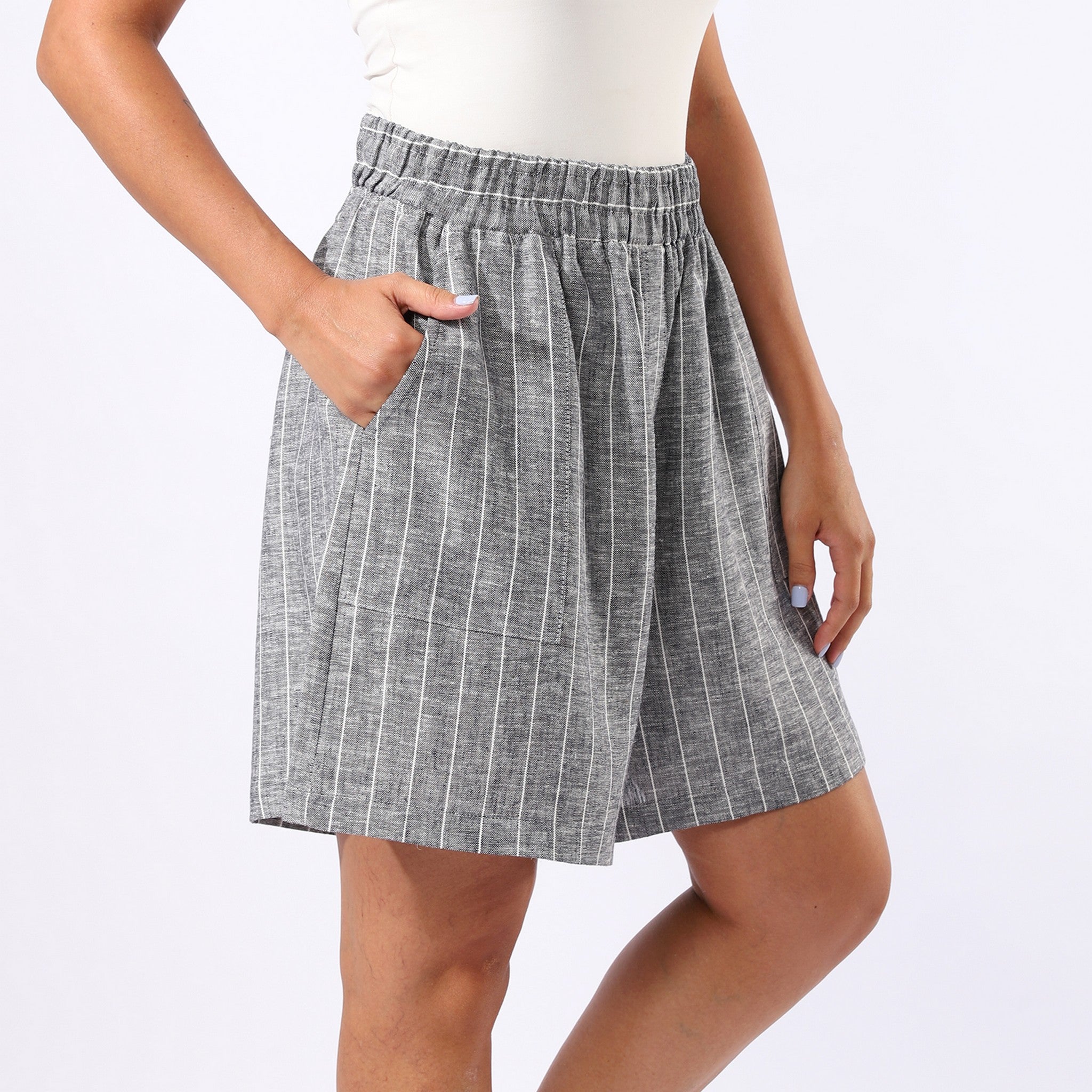 Linen Grey Short