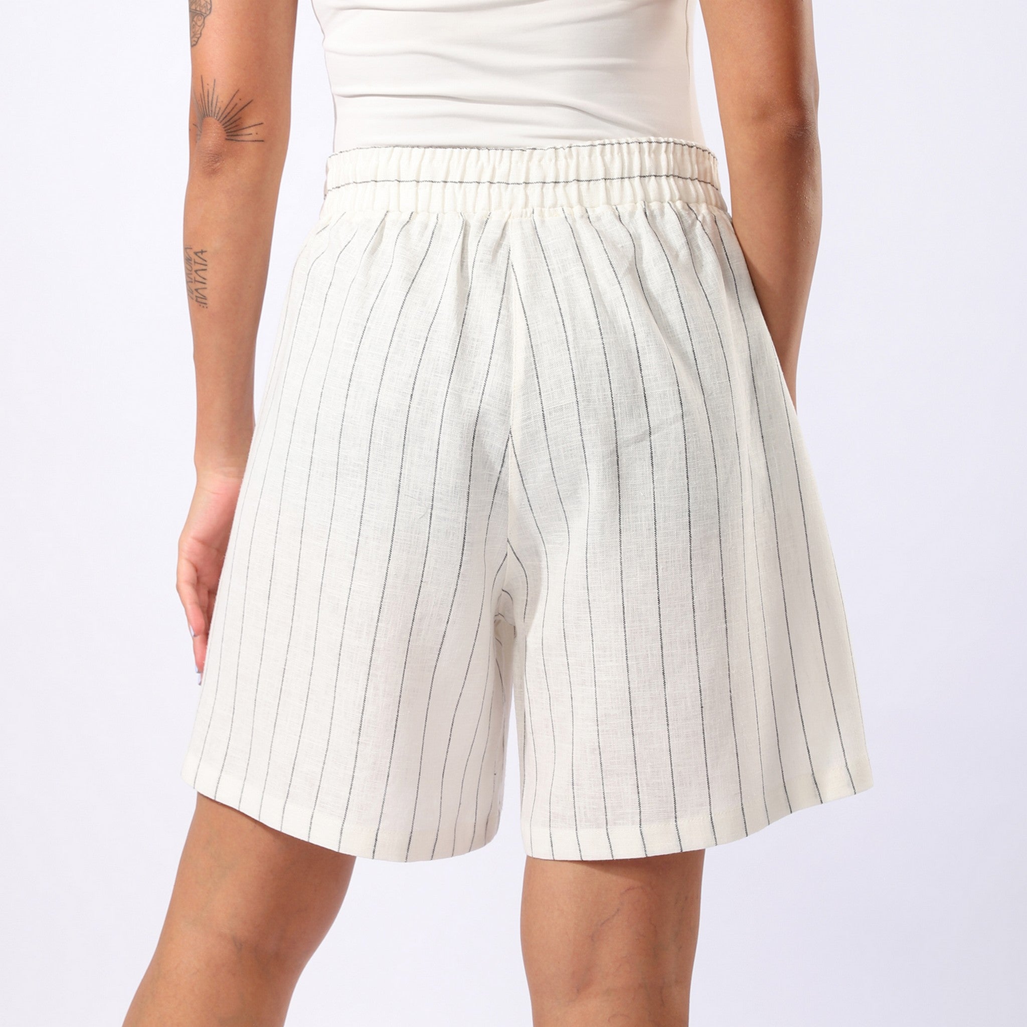 Linen White Short