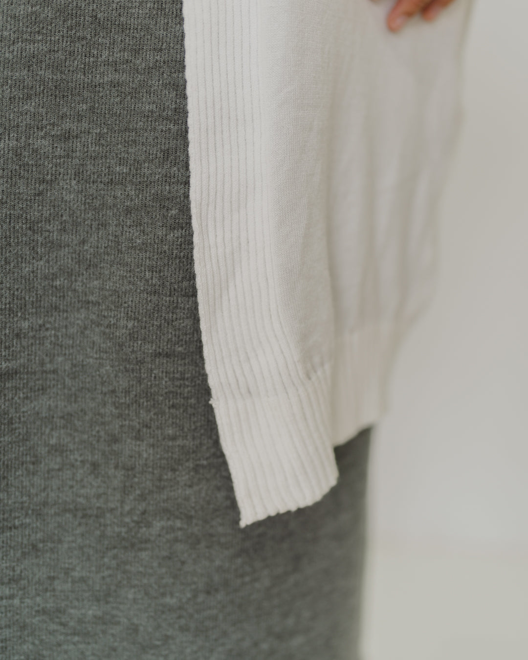 كارديجان نسائي سادة