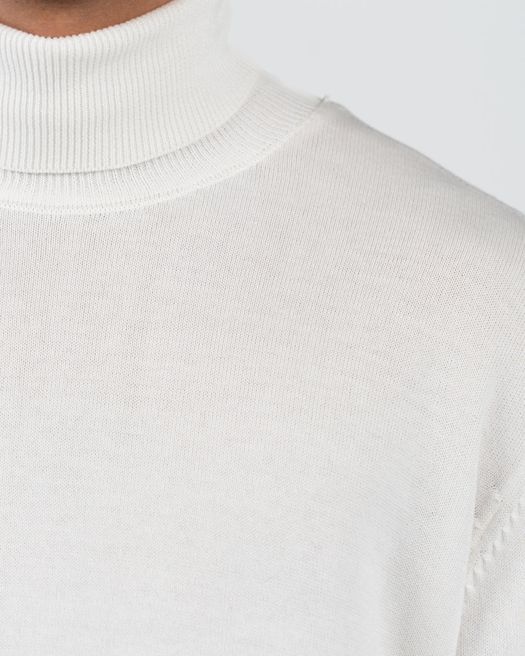 Men plain half cool sweater