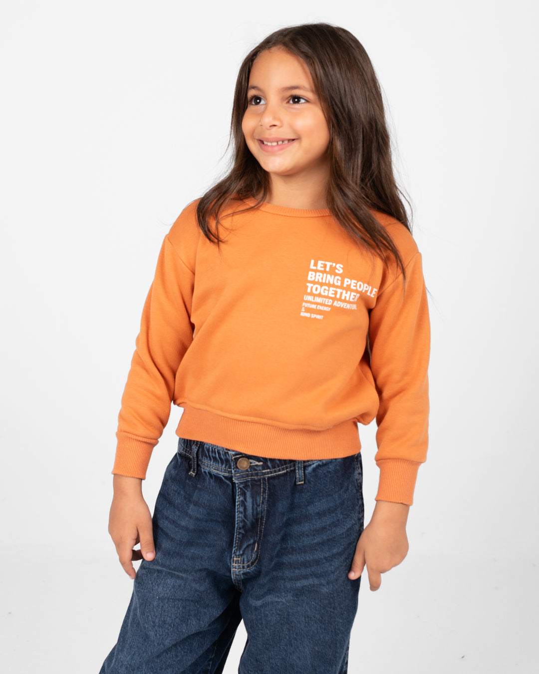 سويت شيرت مطبوع عليه صورة فتاة