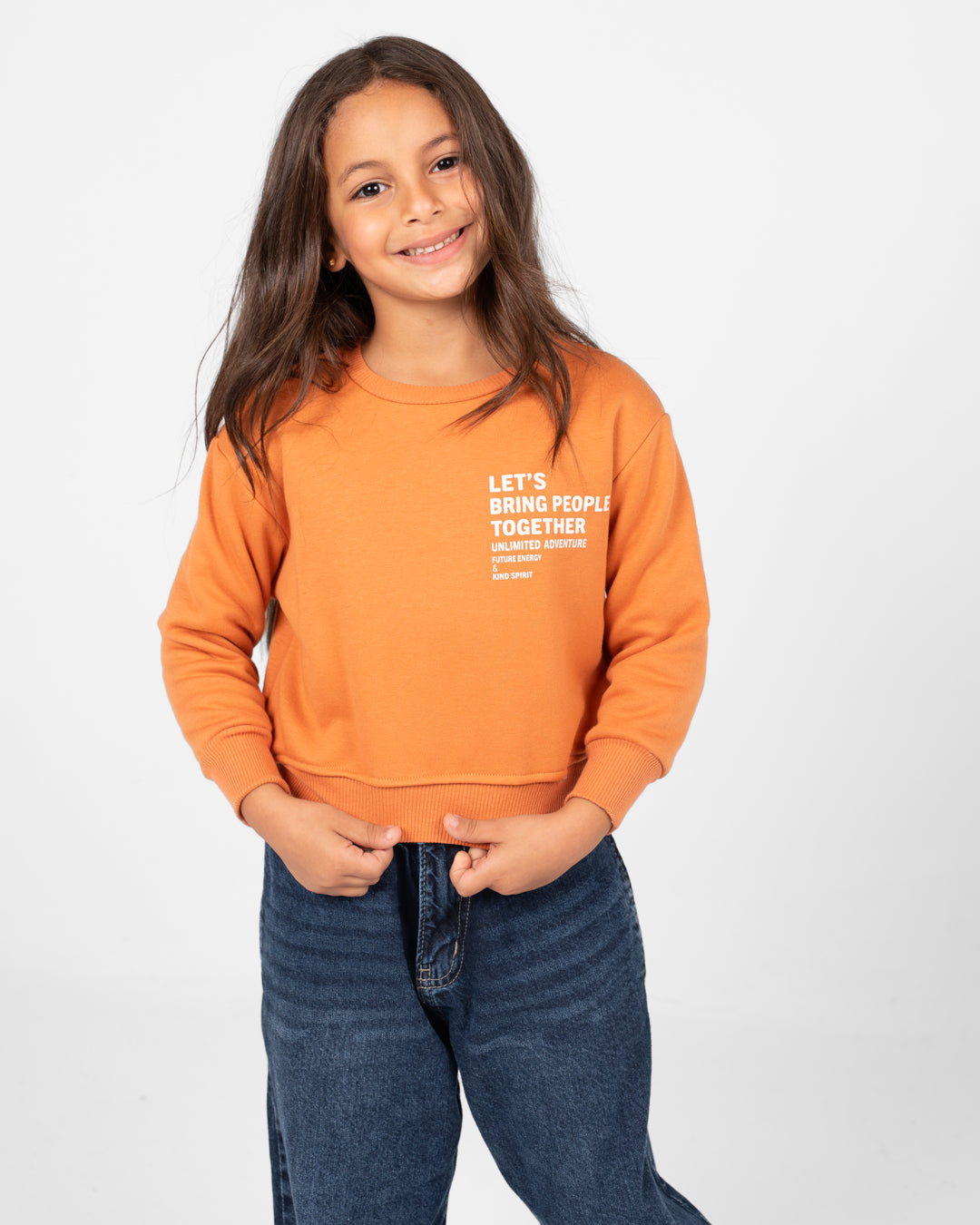 سويت شيرت مطبوع عليه صورة فتاة