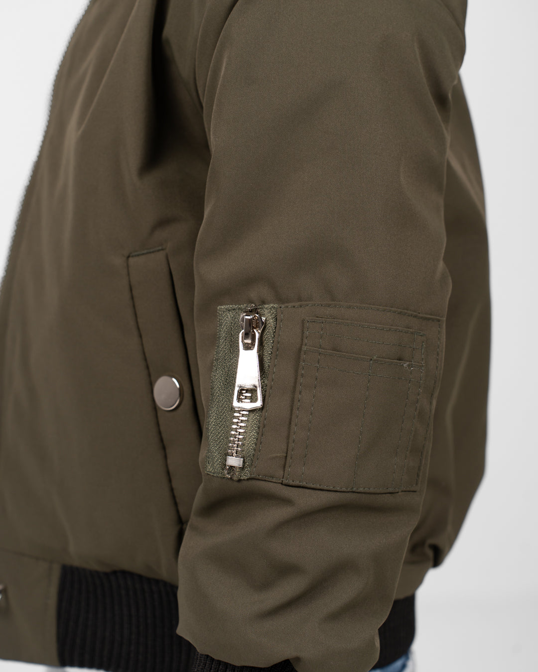 سترة مقاومة للماء