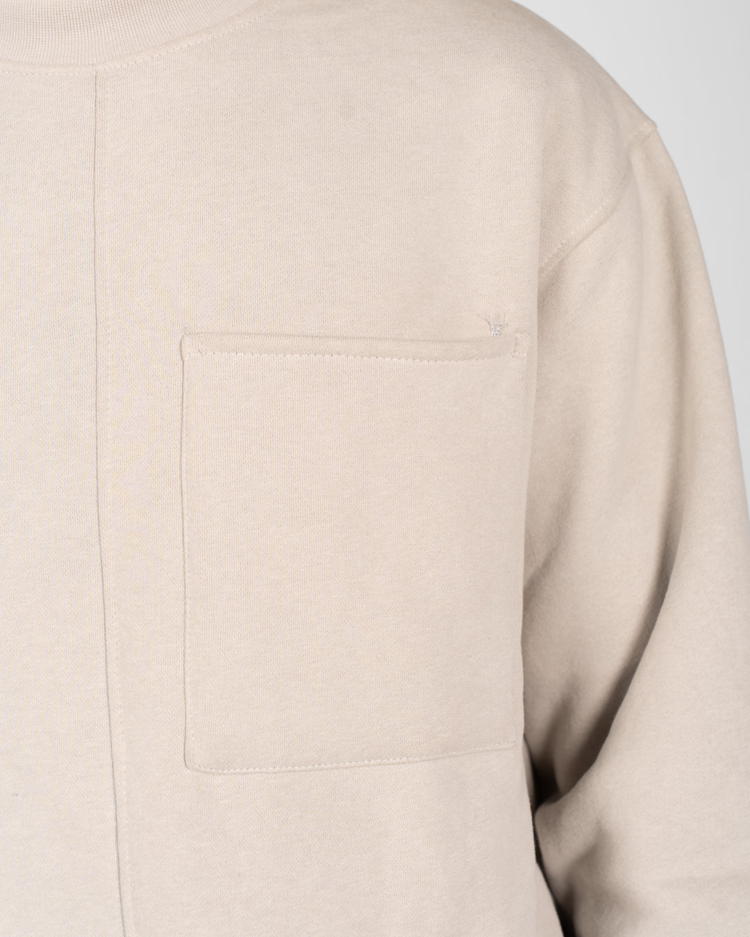 قميص رياضي أساسي للرجال