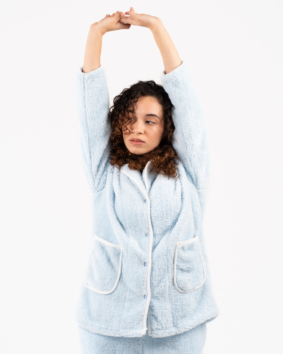 بيجامة نسائية من فرو