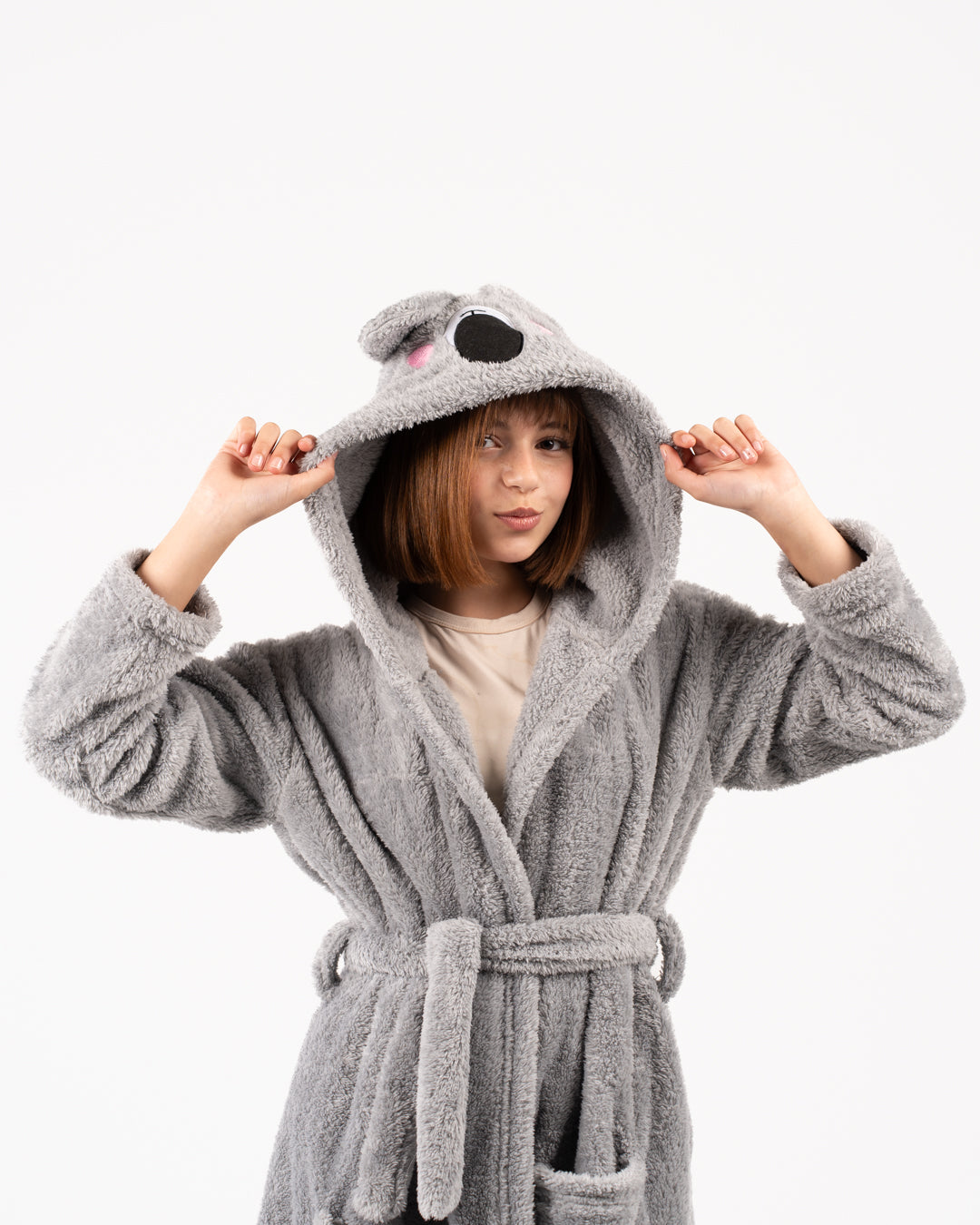 رداء بناتي مع غطاء رأس وتطريز أرنب