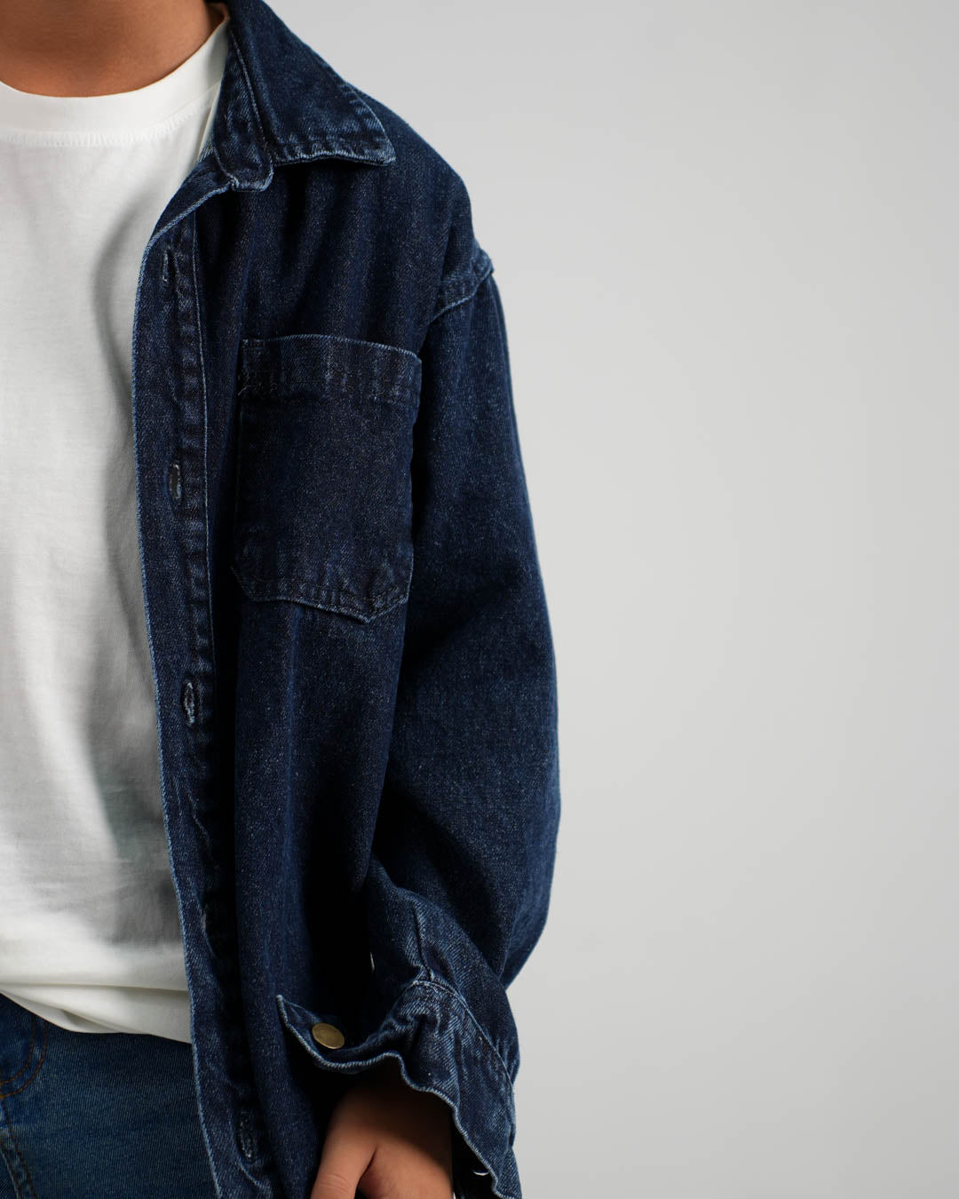 قميص جينز بجيبين