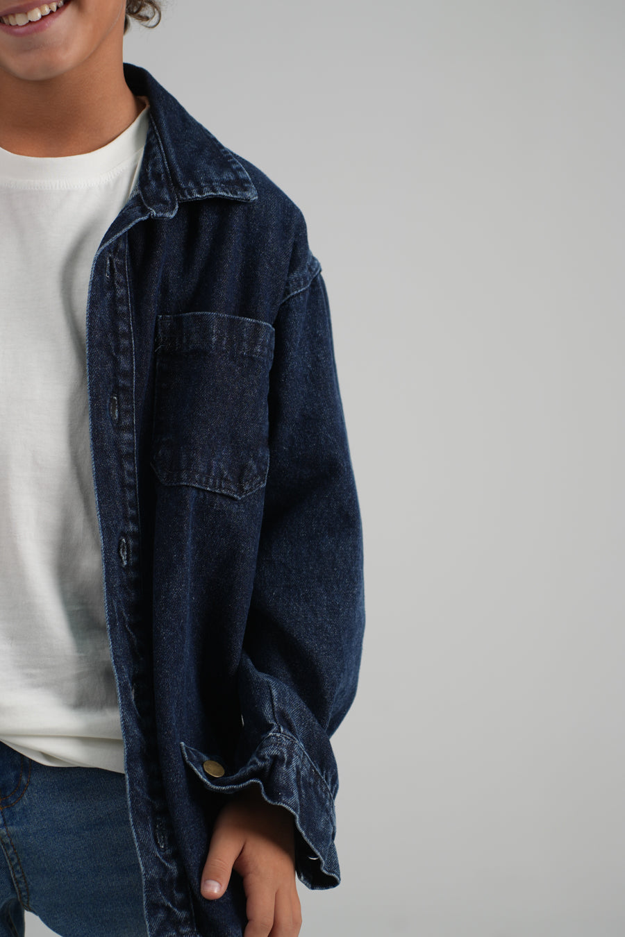 قميص جينز بجيبين