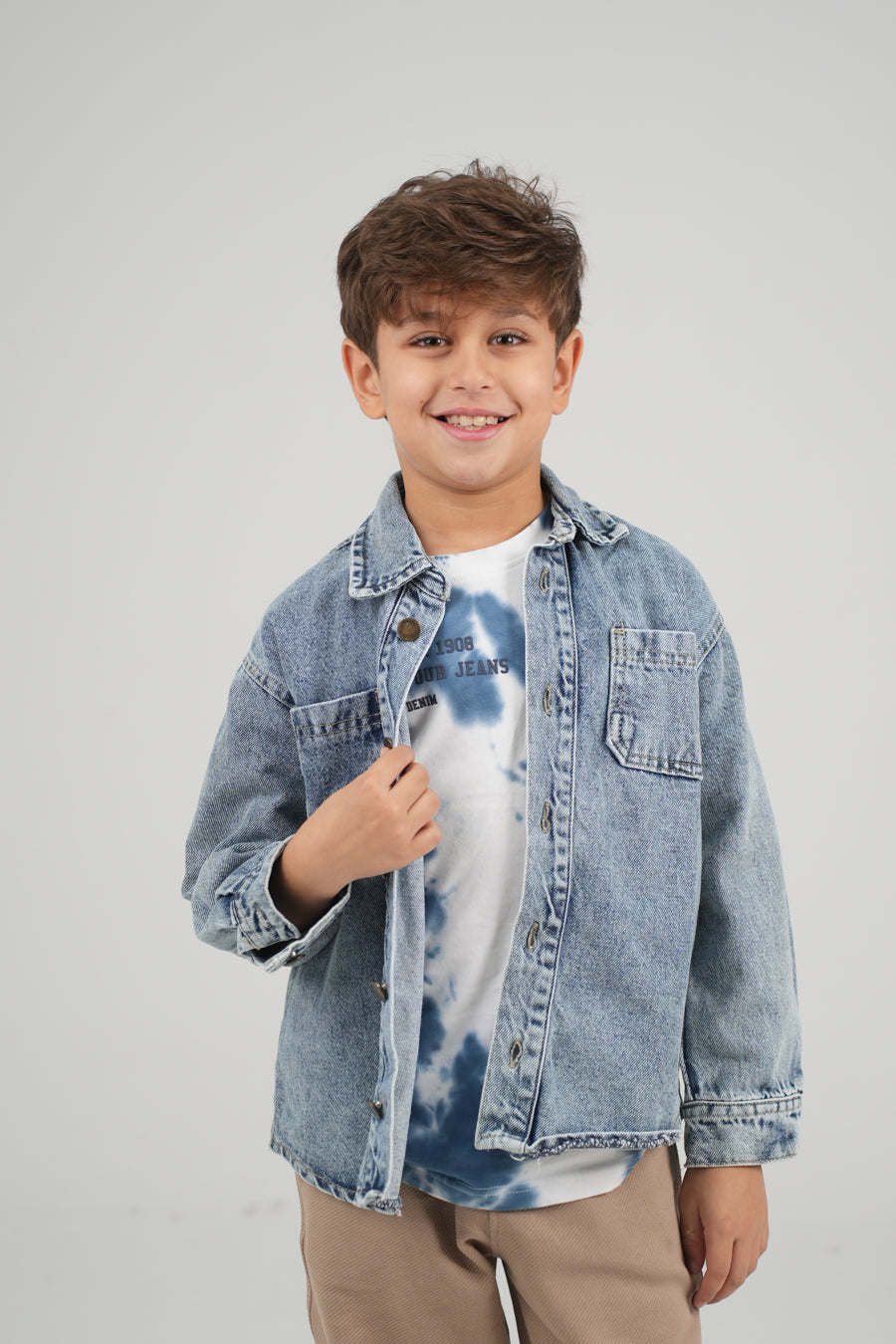 قميص جينز بجيبين