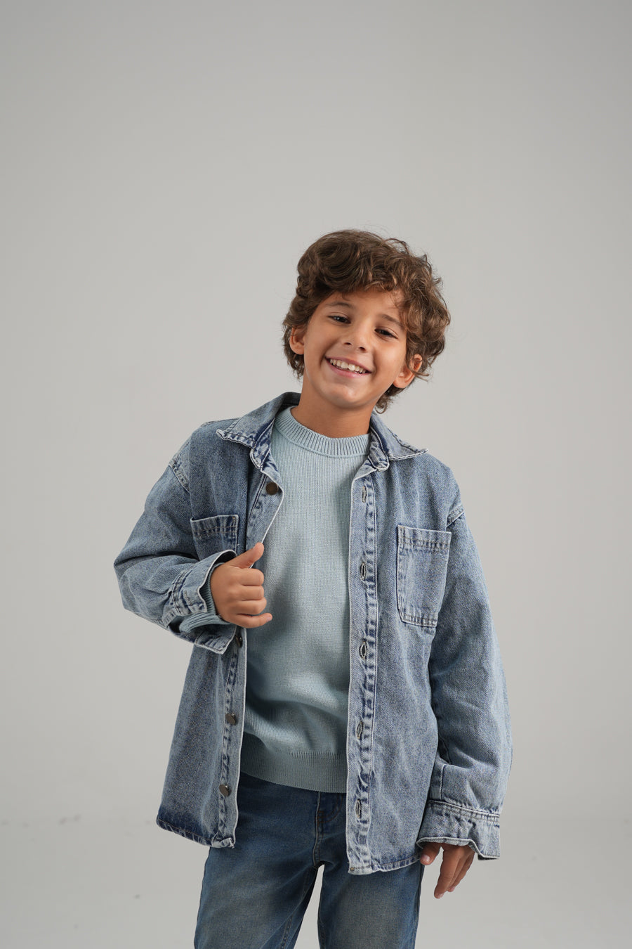 قميص جينز بجيبين