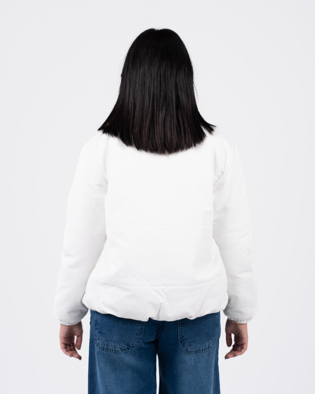 سترة نسائية مقاومة للماء بسحاب