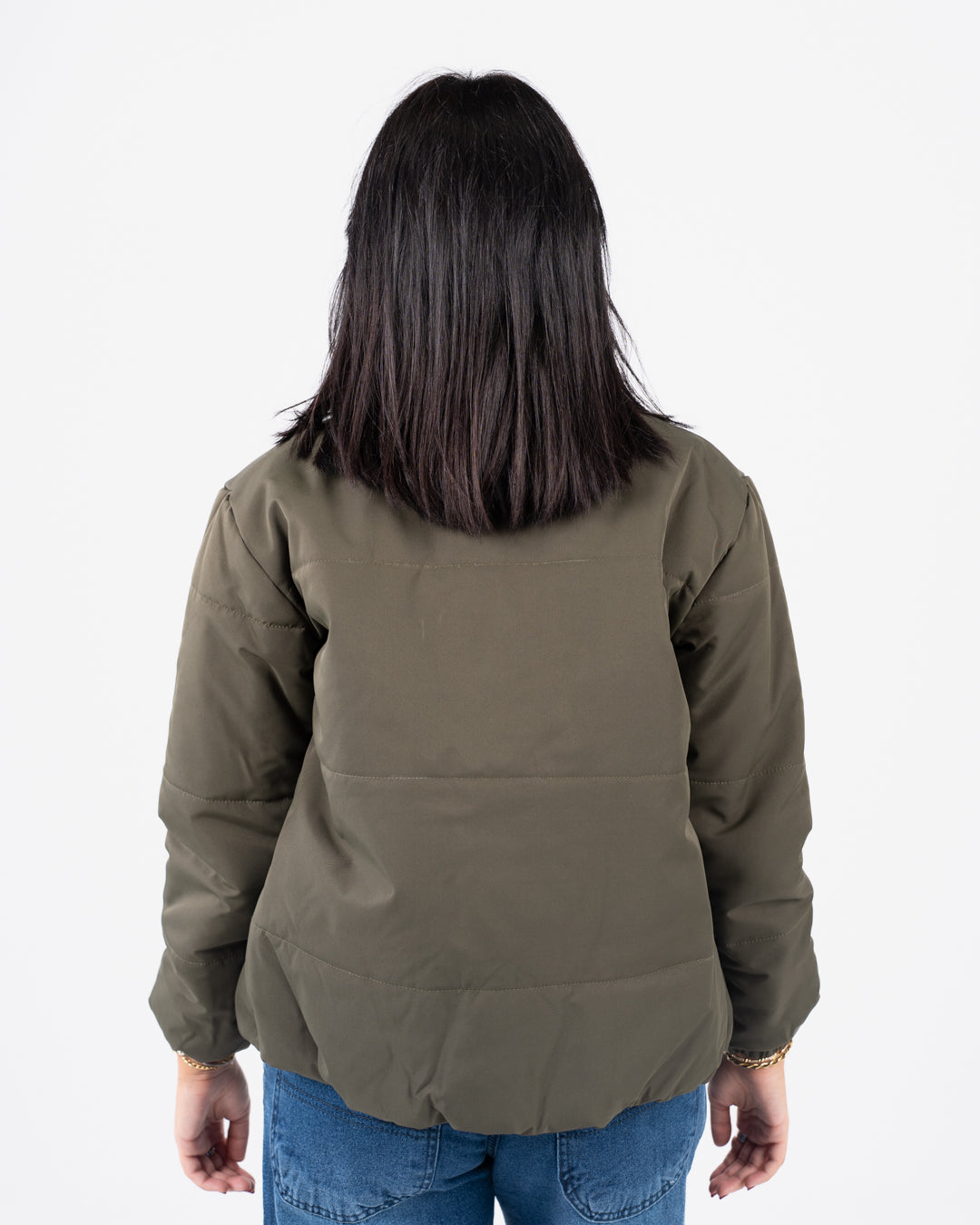 سترة نسائية مقاومة للماء بسحاب