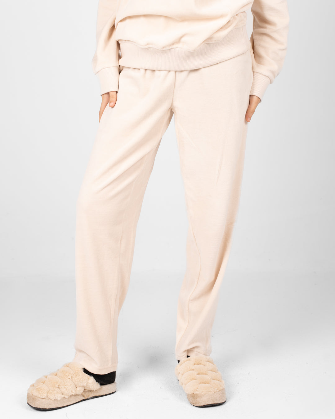 بيجامة مخملية