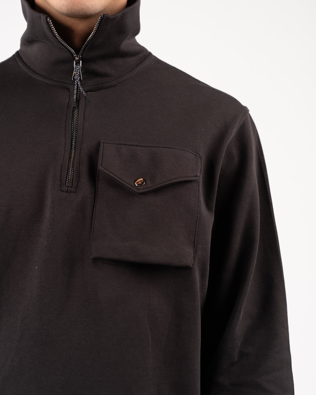 سويت شيرت بسحاب وجيب