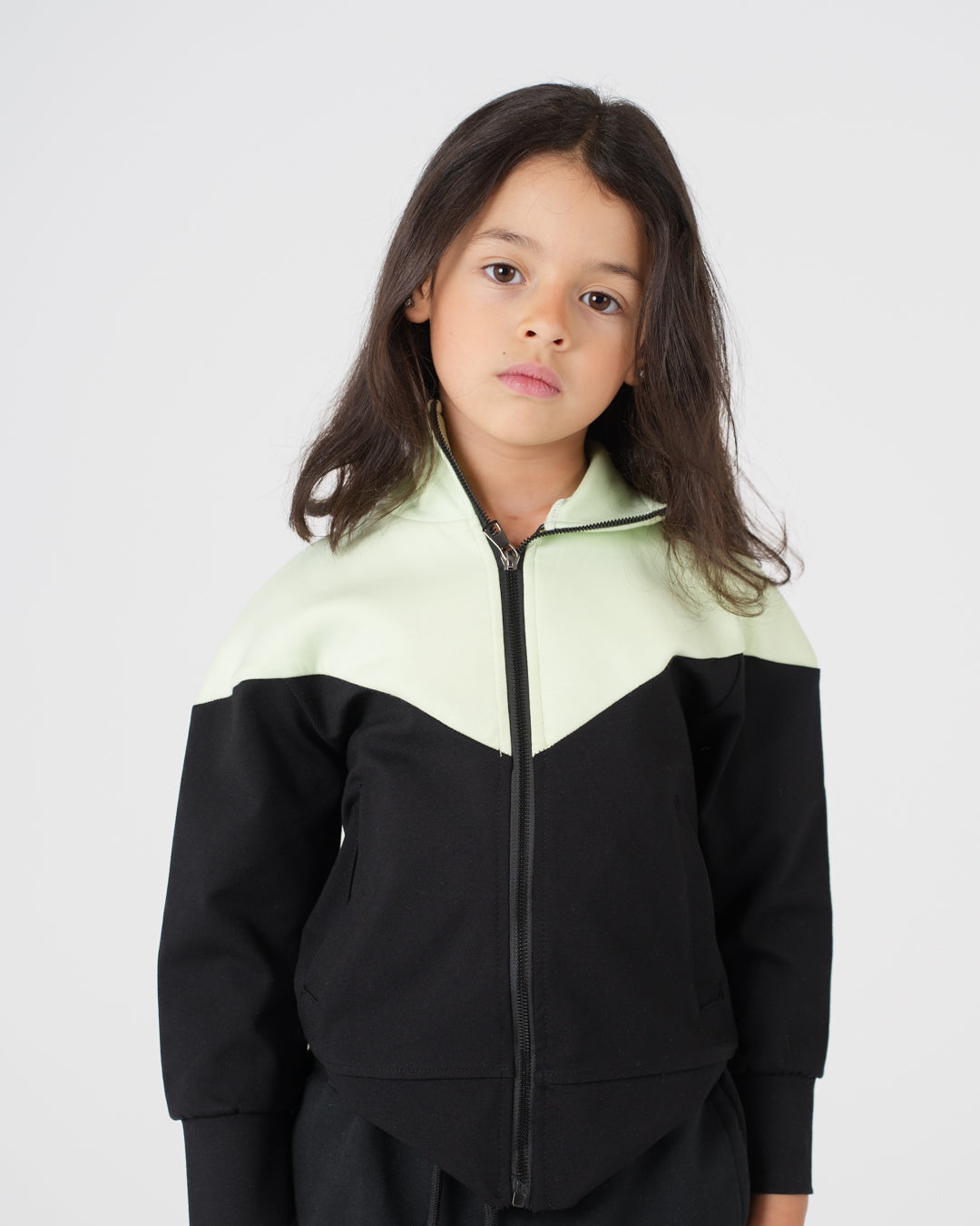 بدلة استرخاء بناتي سادة