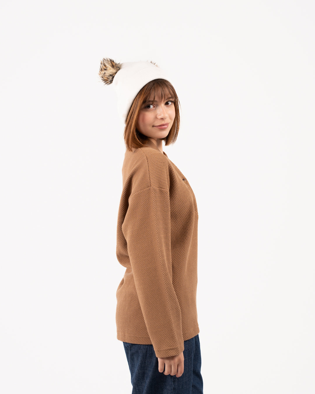 سويت شيرت جاكار بأزرار للبنات