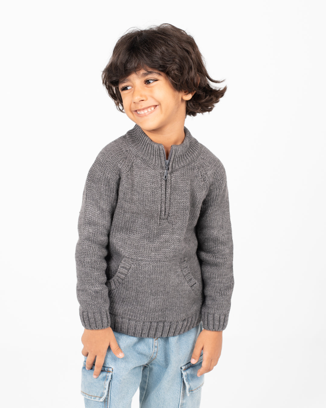 بلوفر محبوك برقبة عالية