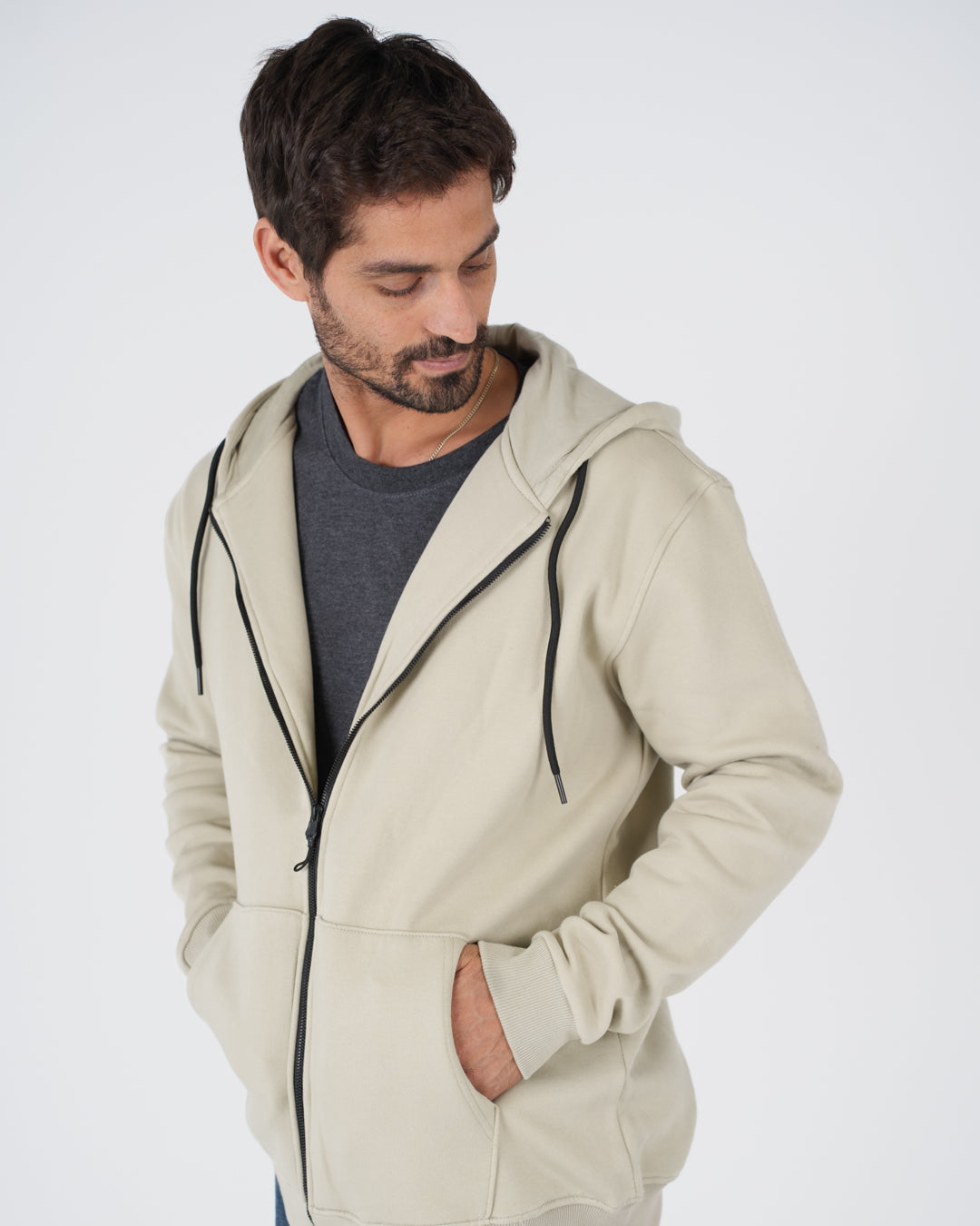 قميص رياضي بغطاء للرأس للرجال