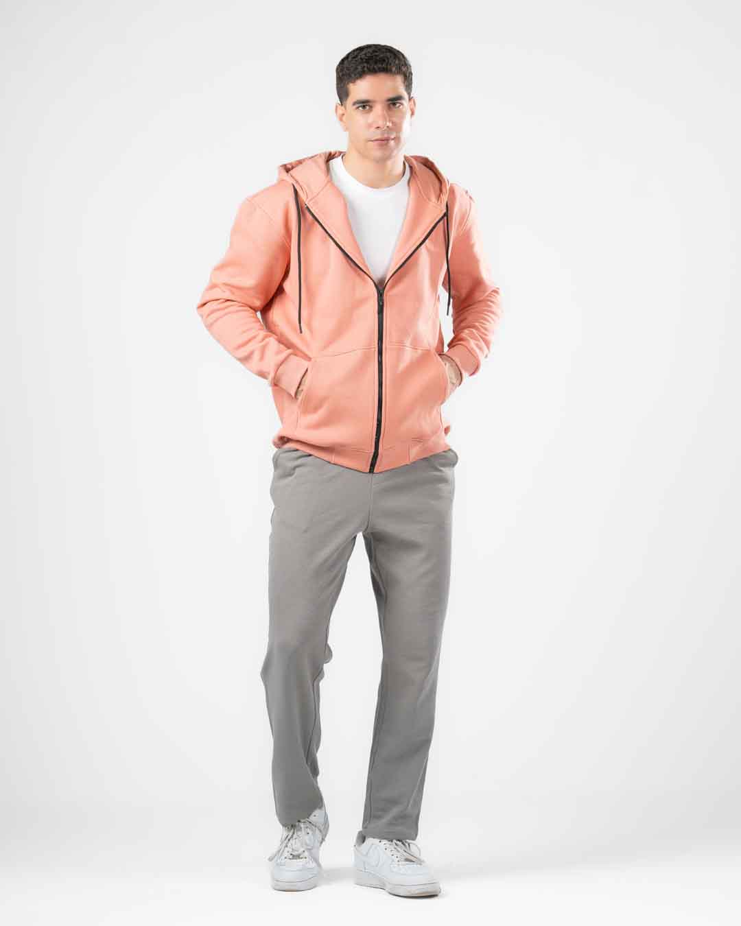 قميص رياضي بغطاء للرأس للرجال