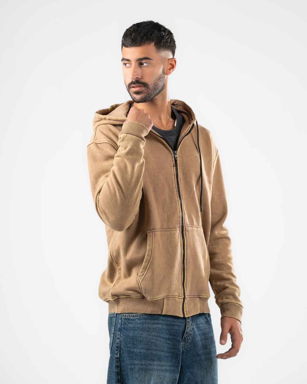 قميص رياضي بغطاء للرأس للرجال