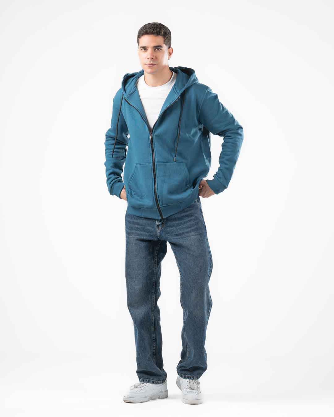 قميص رياضي بغطاء للرأس للرجال