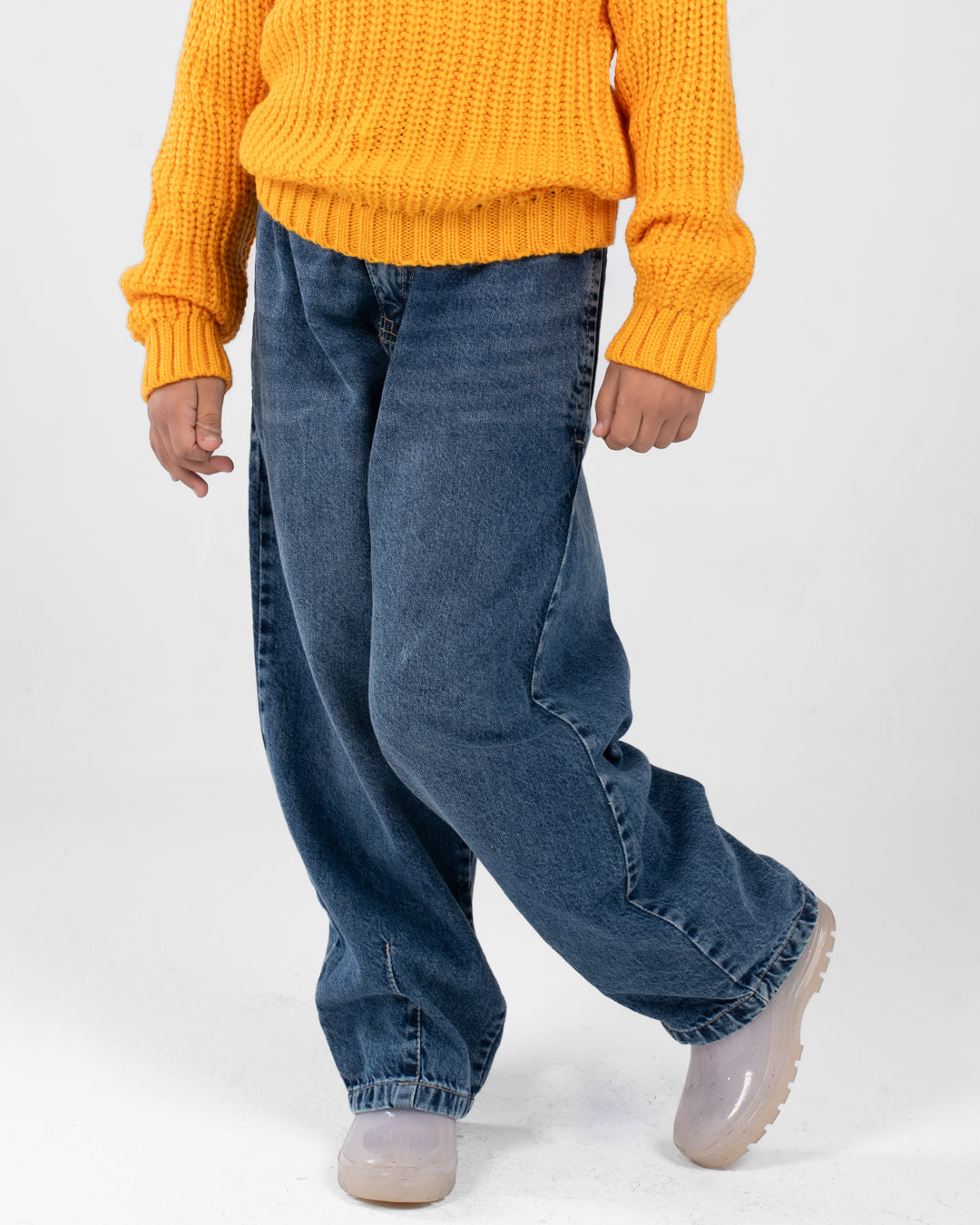 بنطلون جينز بقصة عادية للبنات