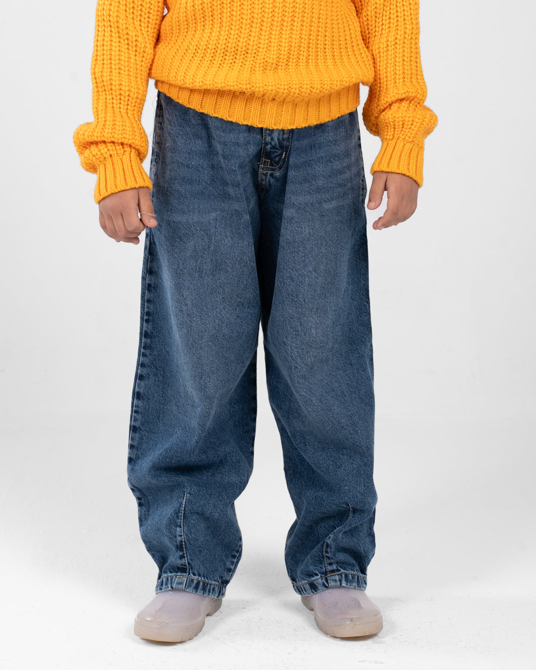 بنطلون جينز بقصة عادية للبنات