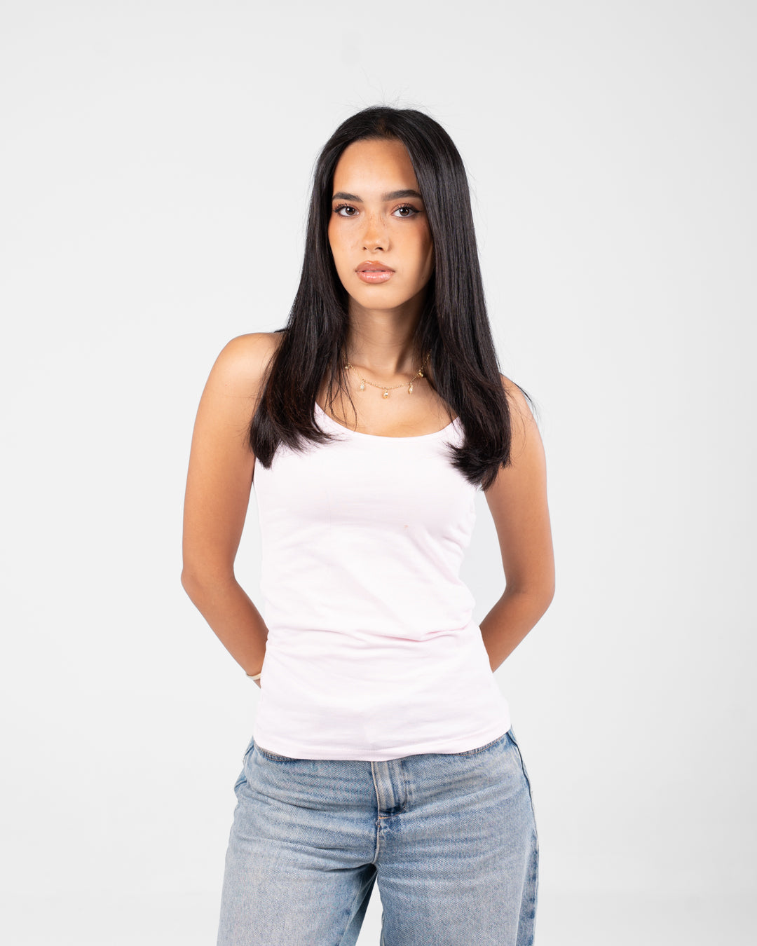 توب نسائي باسيك