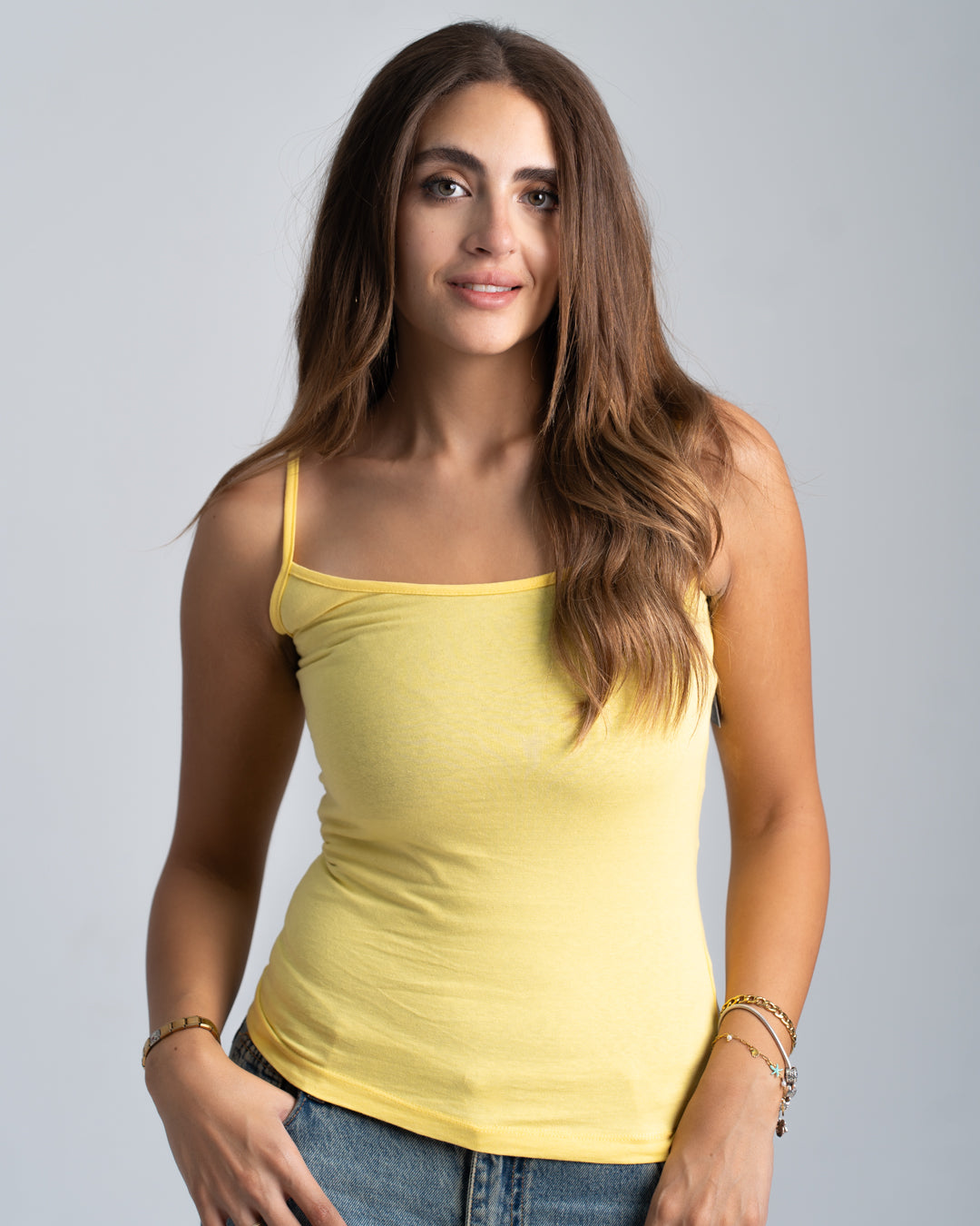 توب نسائي باسيك