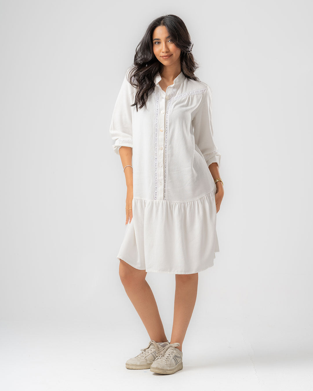 فستان نسائي