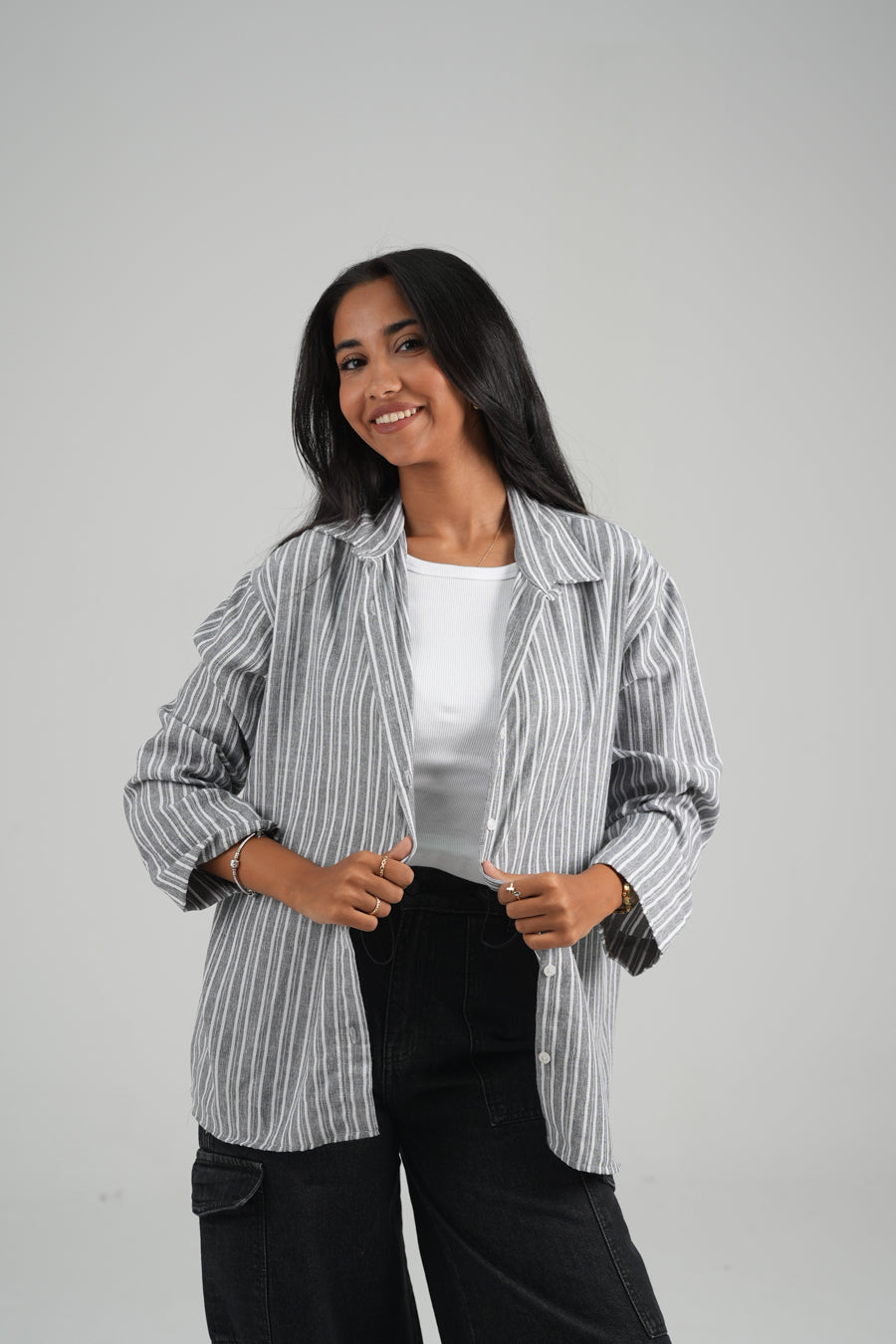 بلوزة نسائية