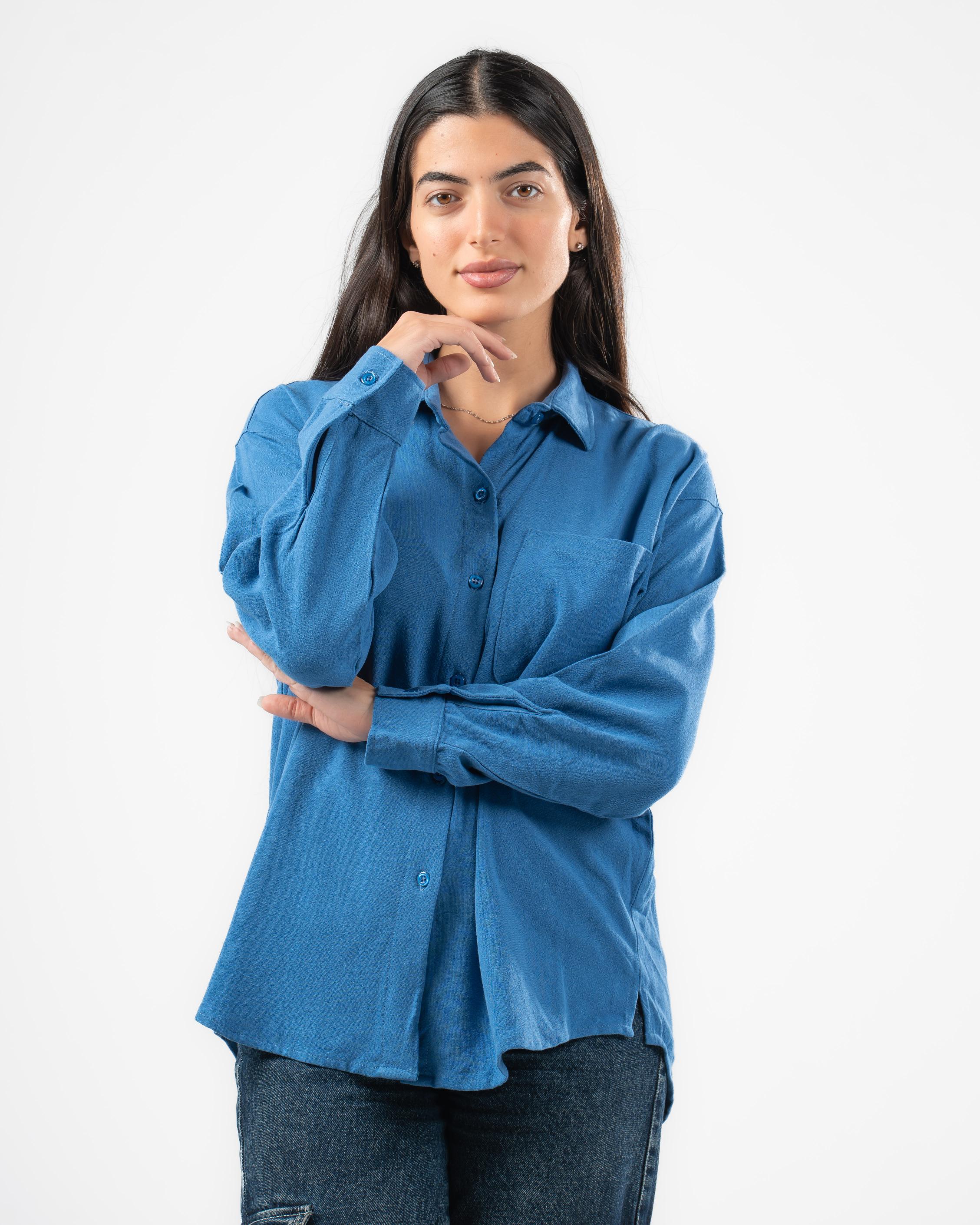 بلوزة نسائية سادة