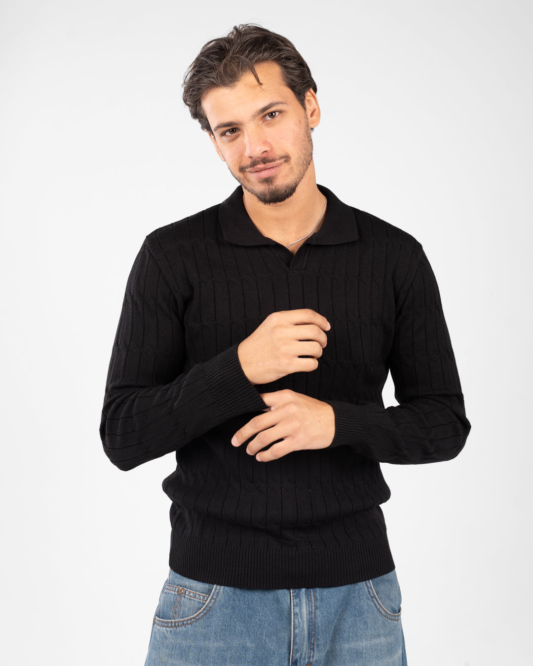 بلوفر رجالي مضفر سادة