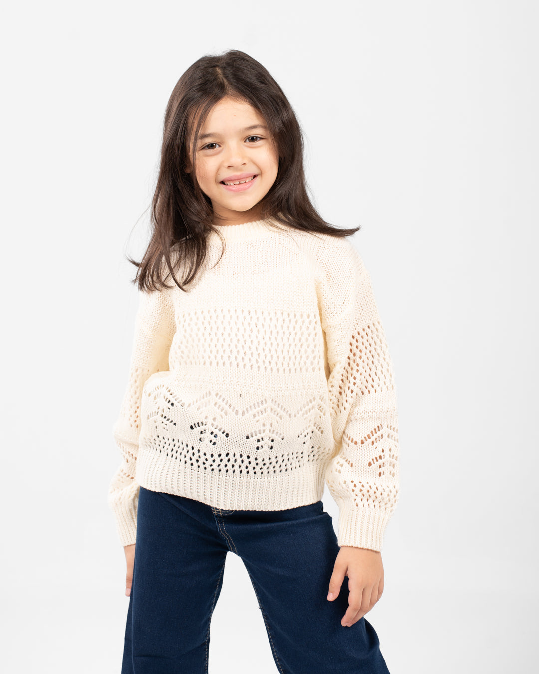 بلوفر بناتي برقبة دائرية