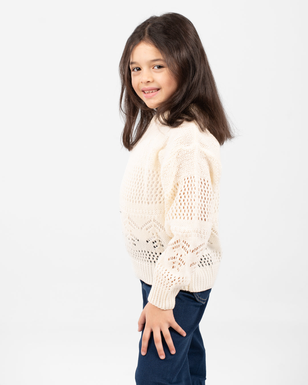 بلوفر بناتي برقبة دائرية