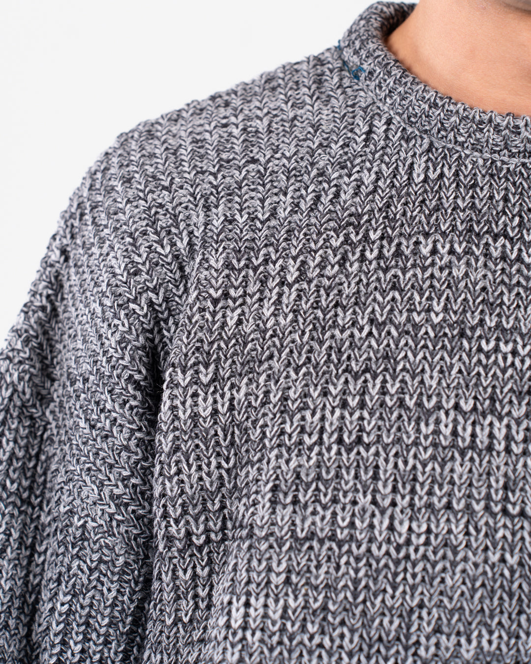 سترة رجالية محبوكة برقبة دائرية