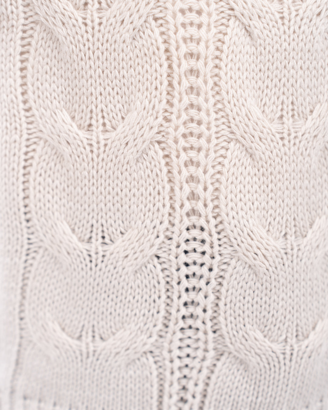 Knitted Girl Pullover