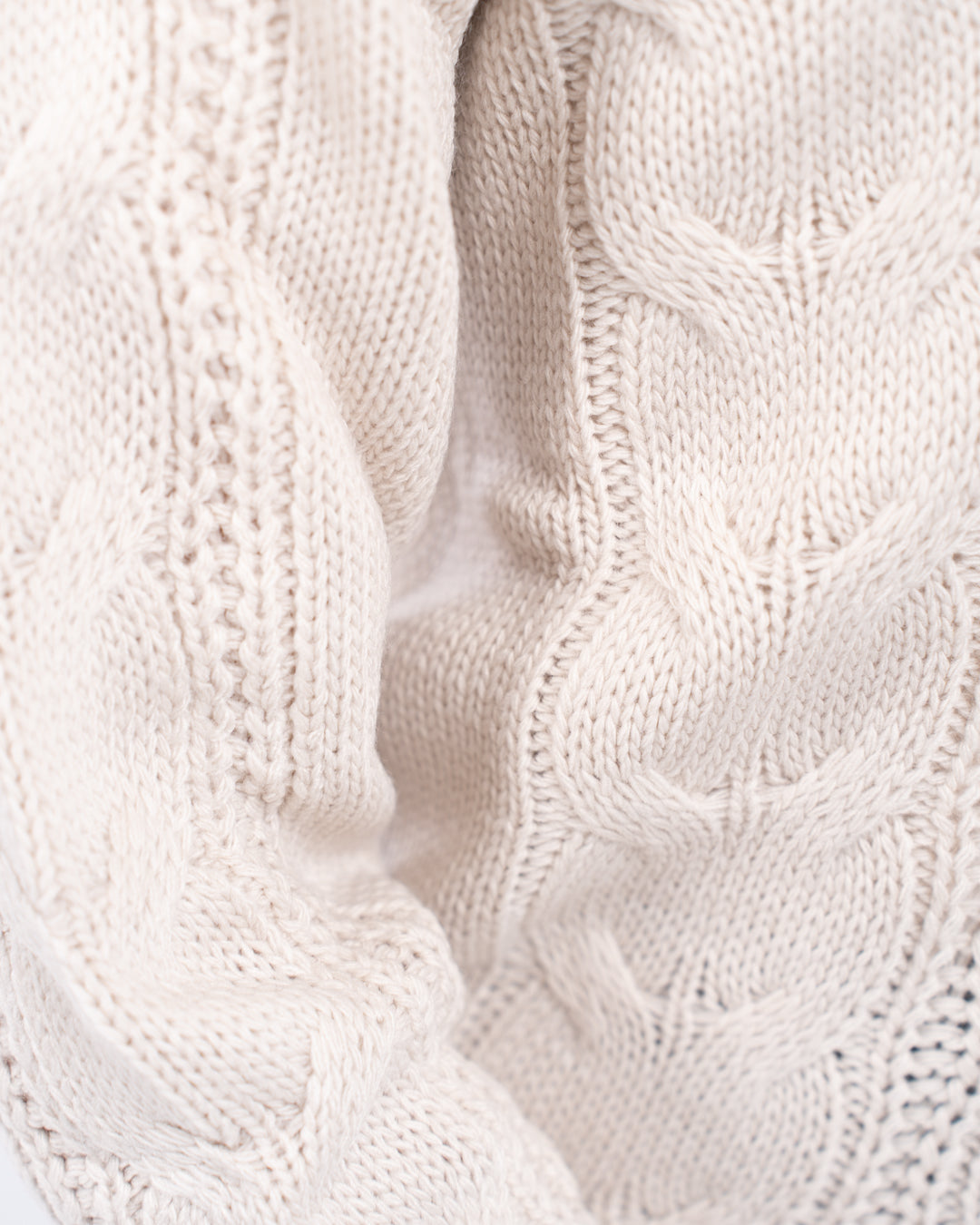 Knitted Girl Pullover