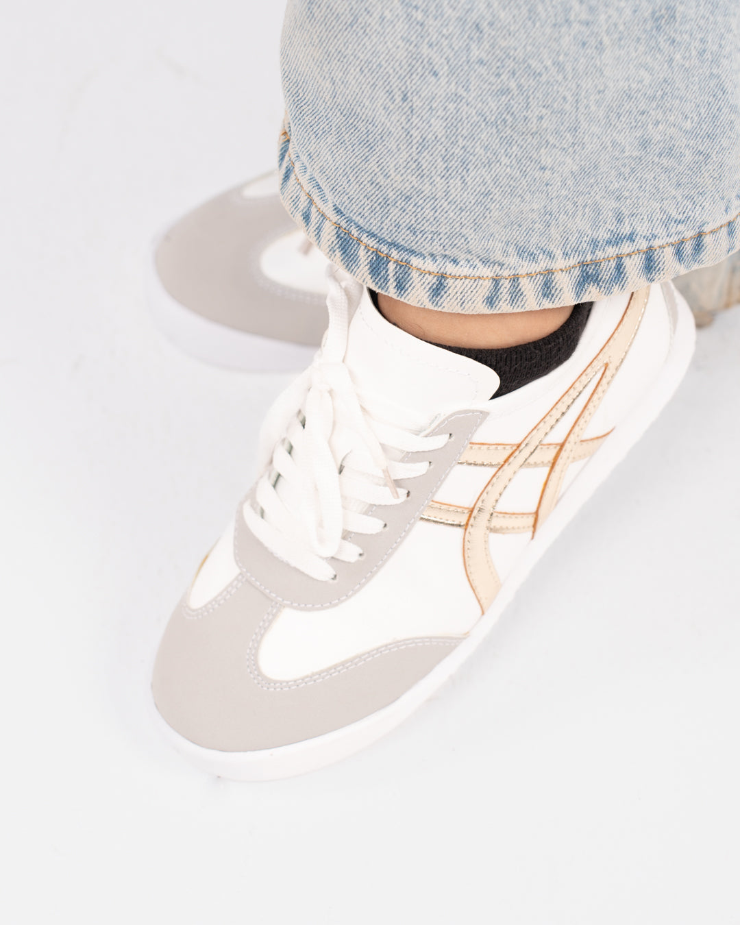 سنيكرز حريمي فلات مريحة