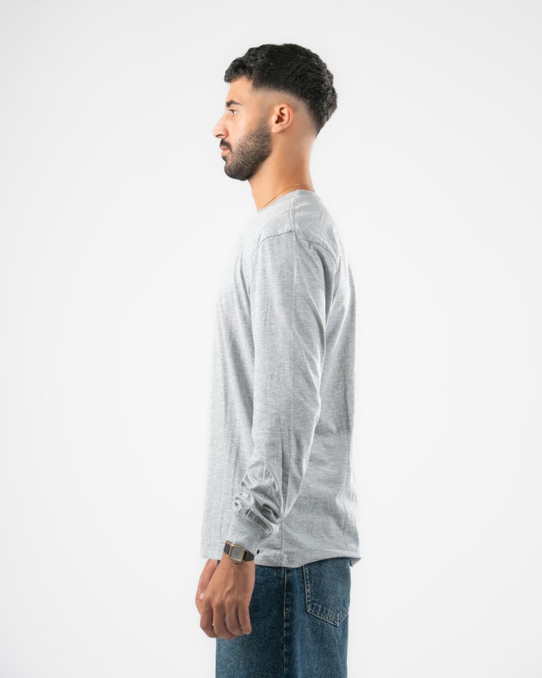 تي شيرت أساسي بأكمام طويلة