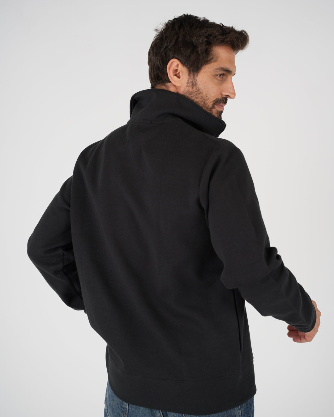 سويت شيرت بسوستة ربع طول