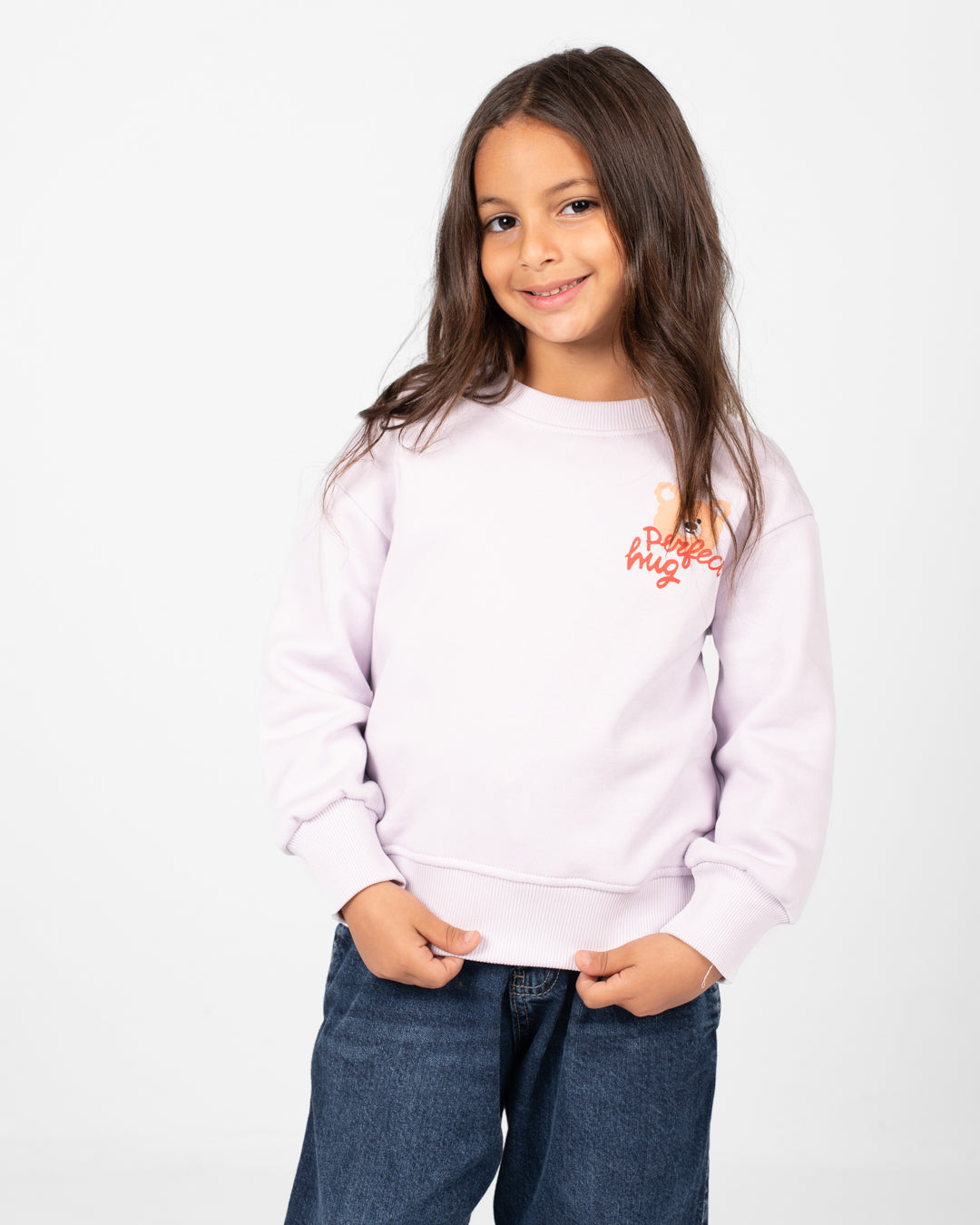 سويت شيرت مطبوع برقبة دائرية للبنات