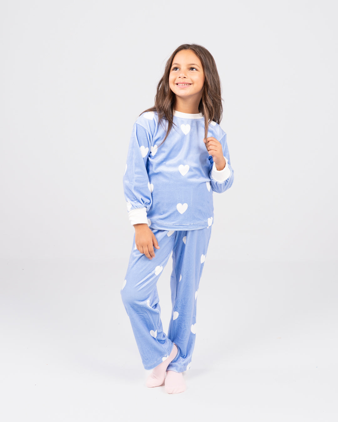 بيجامات فتاة الشريط