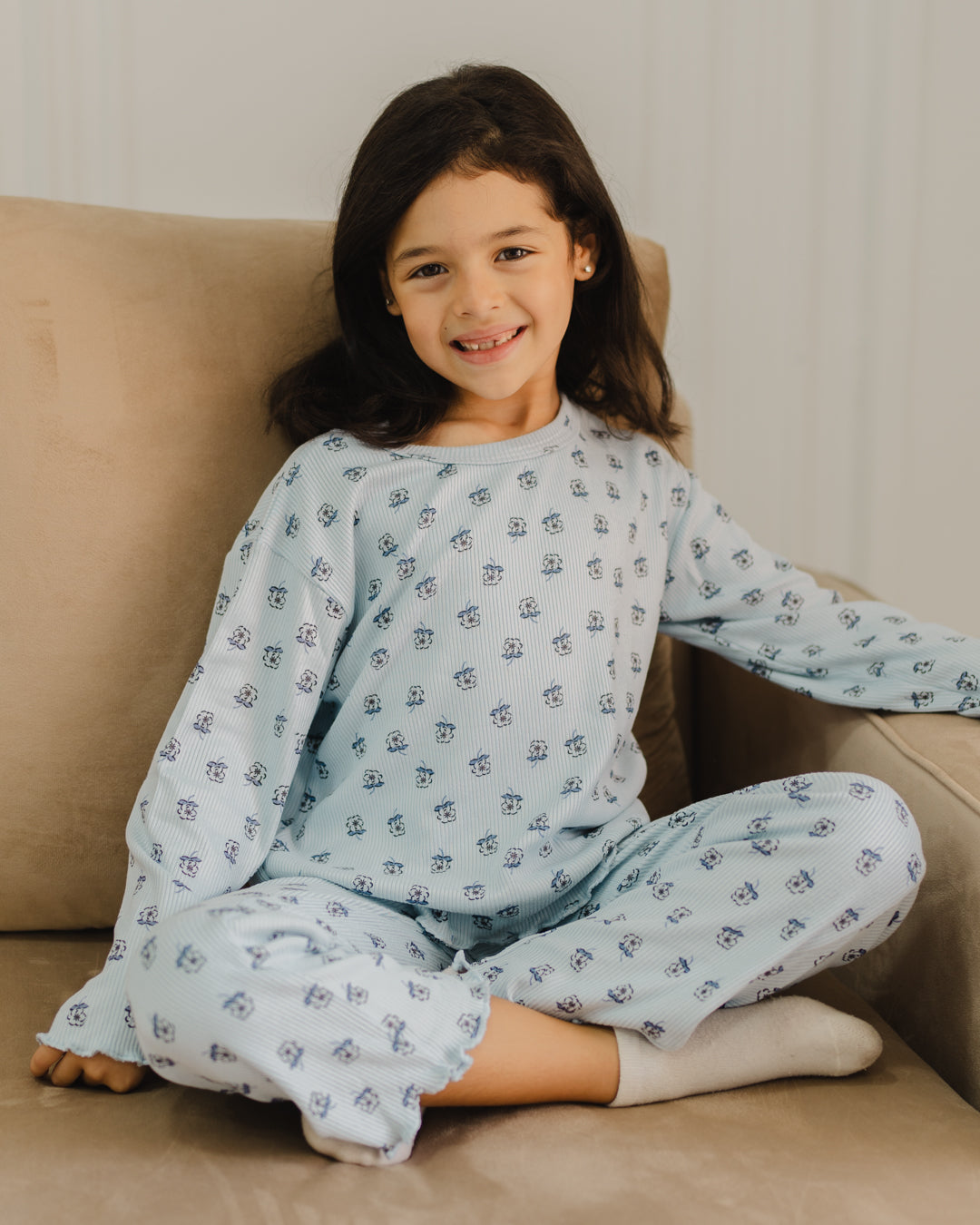 بيجامة ورد بناتي