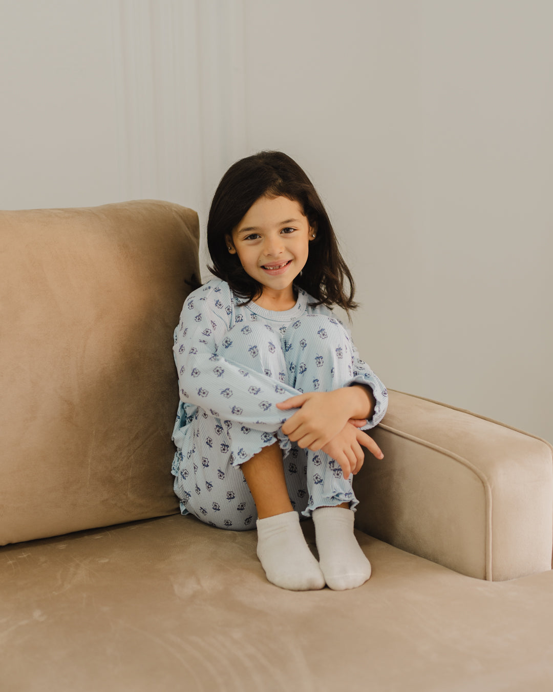 بيجامة ورد بناتي