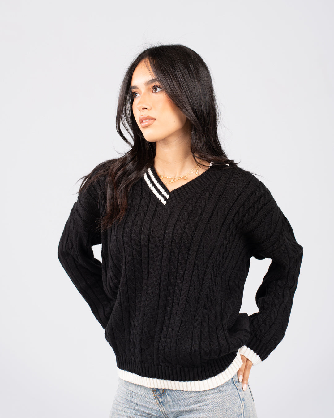 V-Neck Pullover