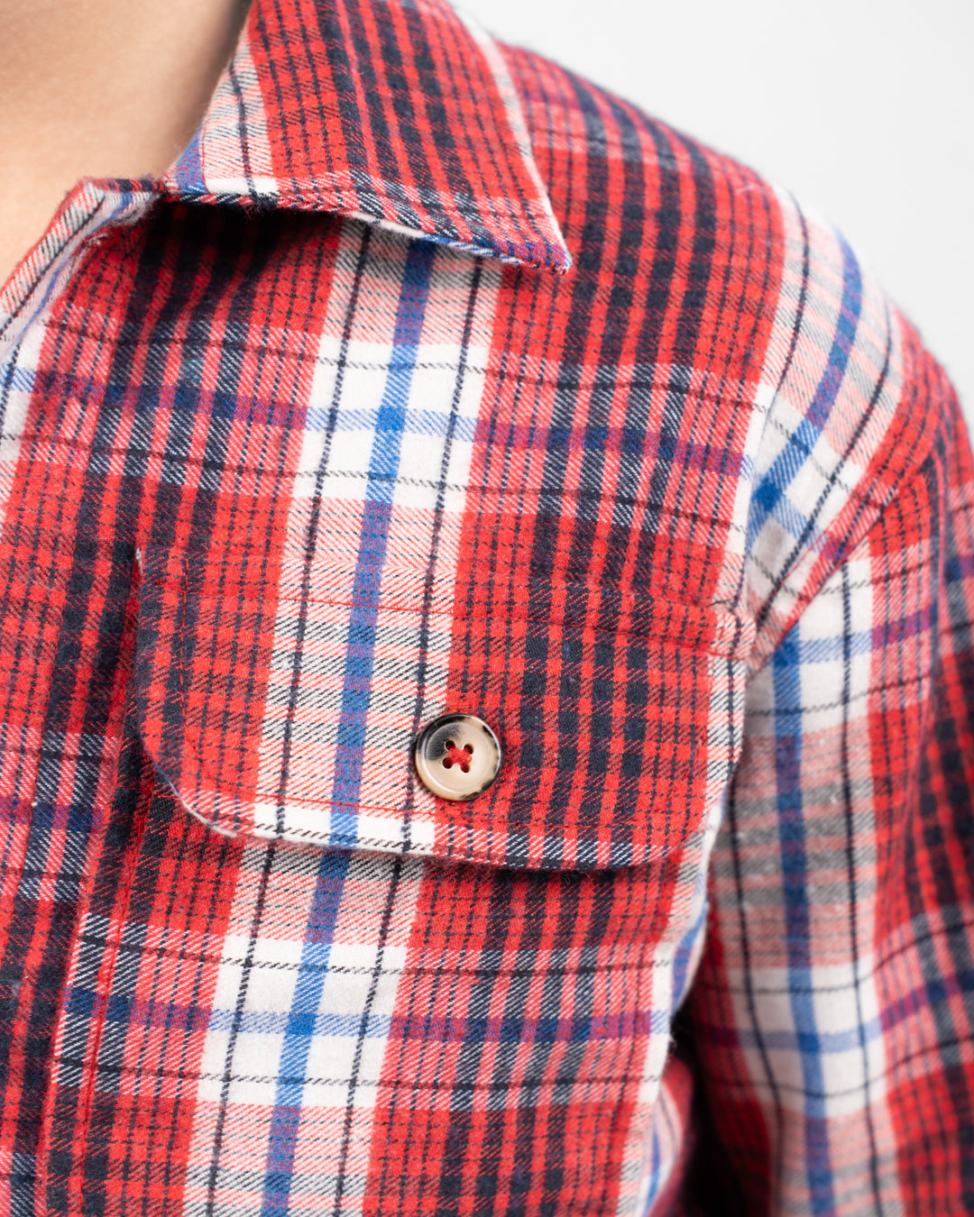 قميص منقوش للأولاد