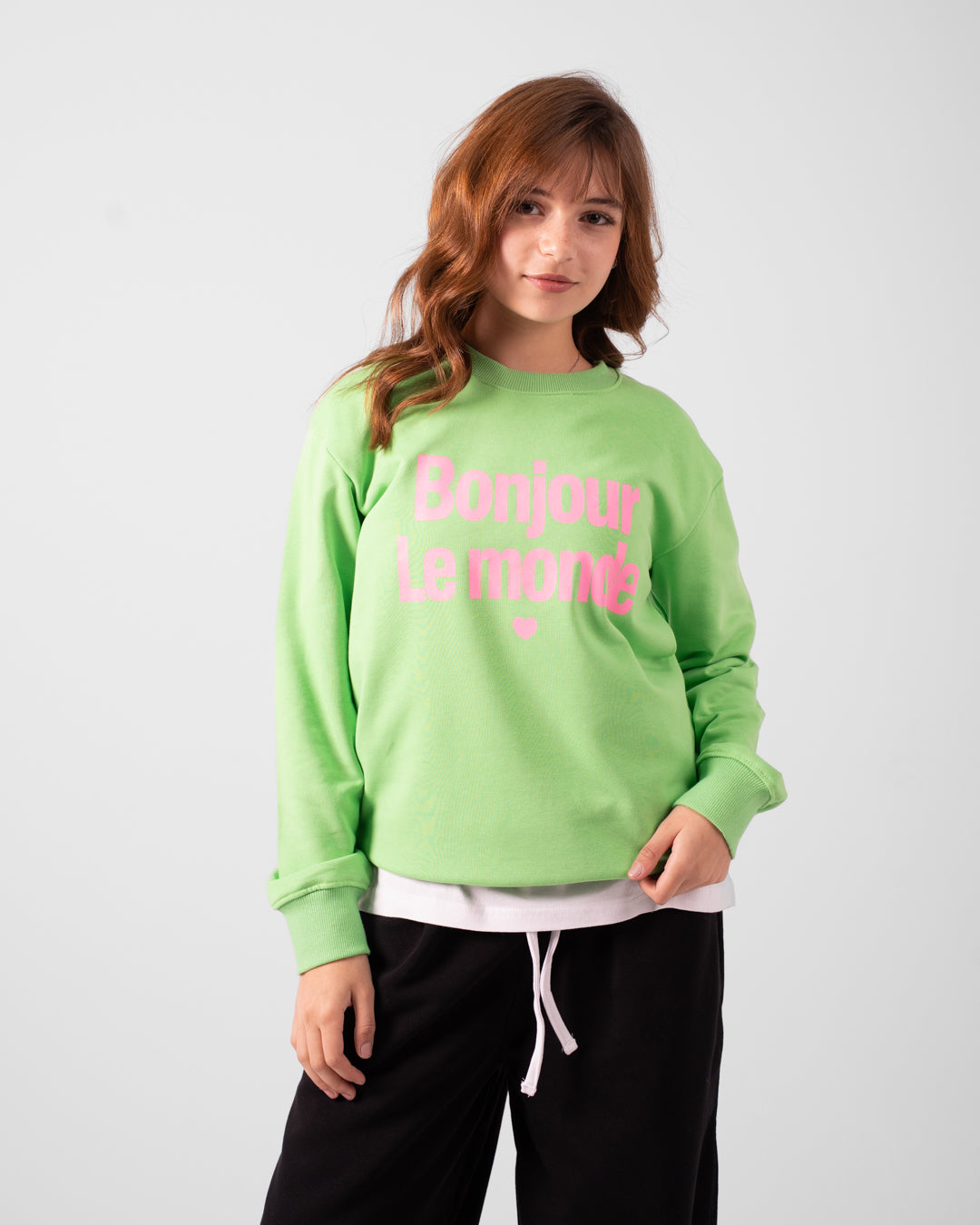 سويت شيرت بناتي بونجور برقبة دائرية