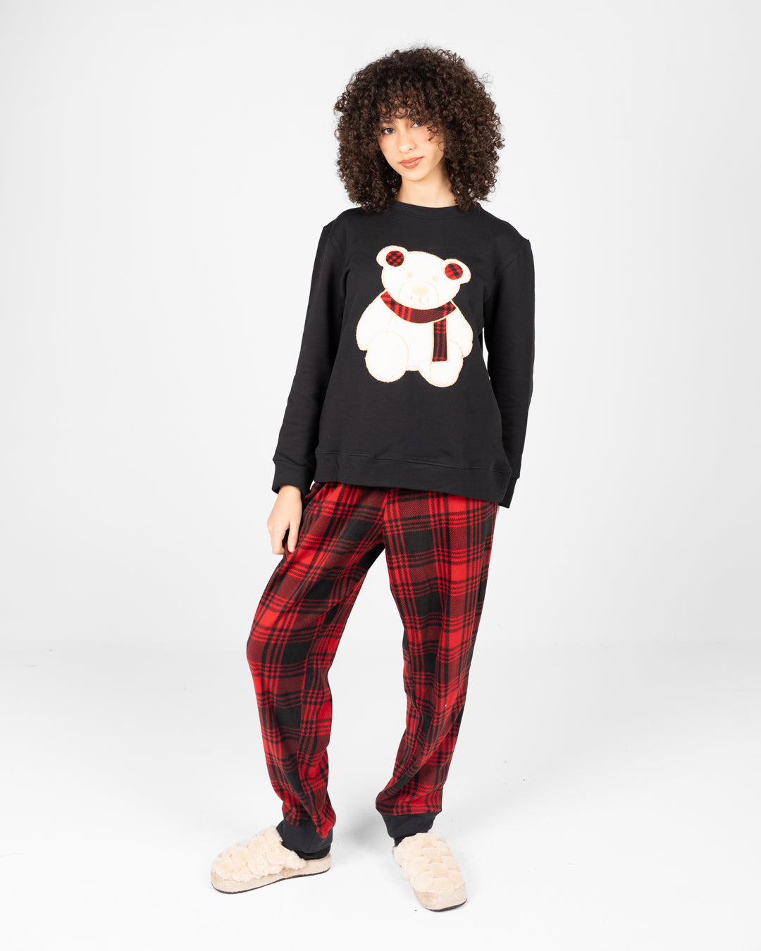 بيجامة نسائية منقوشة بنقشة تيدي